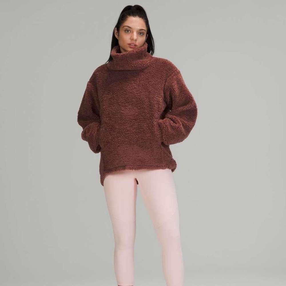 Lululemon Athletica Warmth Restore Sherpa Long Pullover in Smoky Topaz Size 6